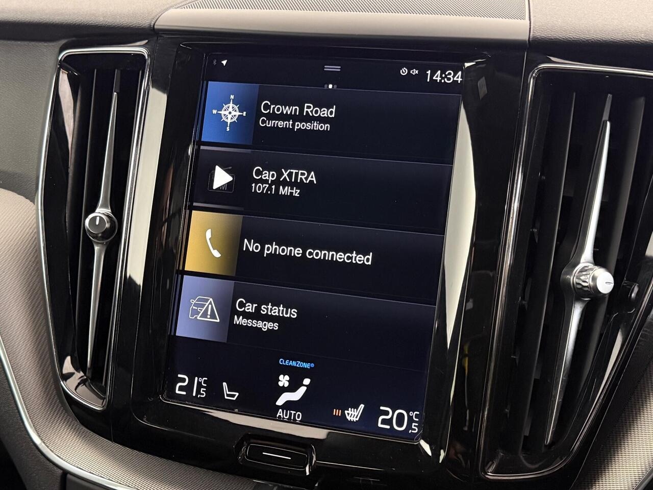 Volvo XC60 thumbnail Infotainment System