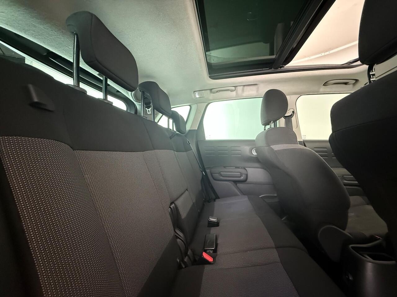 Citroen C3 Aircross thumbnail Seats Rear