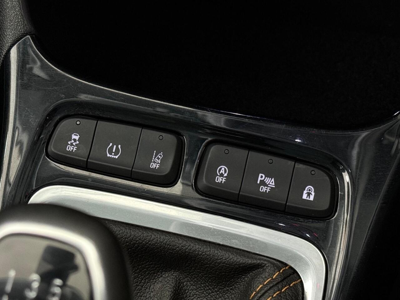 Vauxhall Crossland X thumbnail Misc Controls