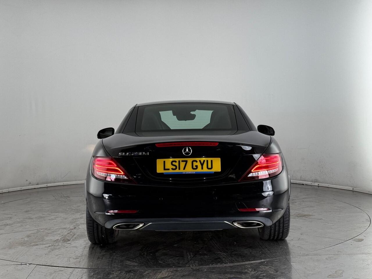 Mercedes-Benz SLC thumbnail Rear