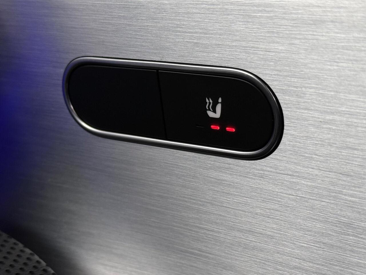 Mercedes-Benz A Class thumbnail Misc Controls