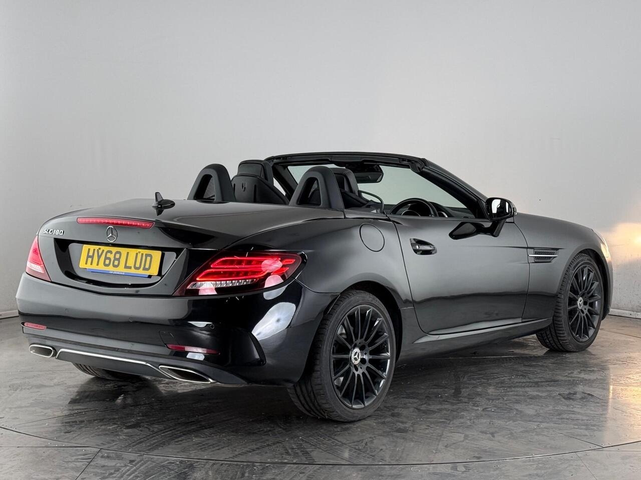 Mercedes-Benz SLC thumbnail Rear Right