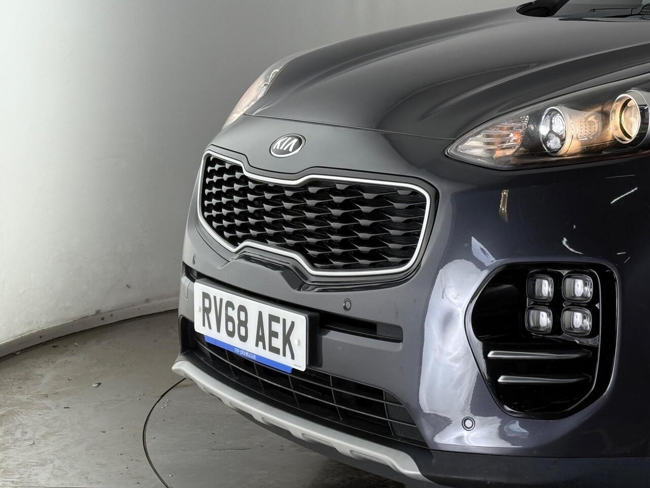 Kia Sportage thumbnail Lights Front