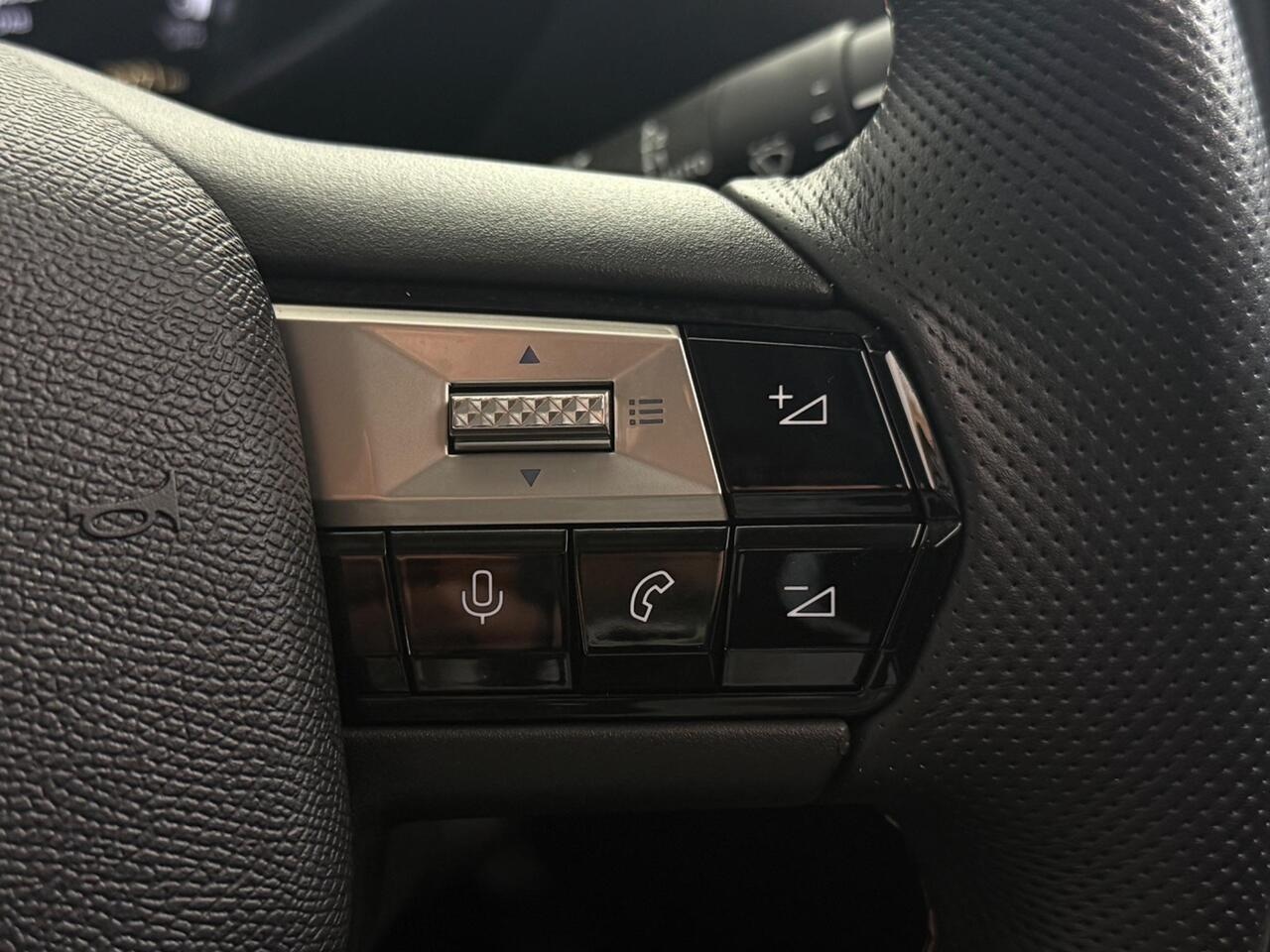 DS AUTOMOBILES DS 3 thumbnail Misc Controls