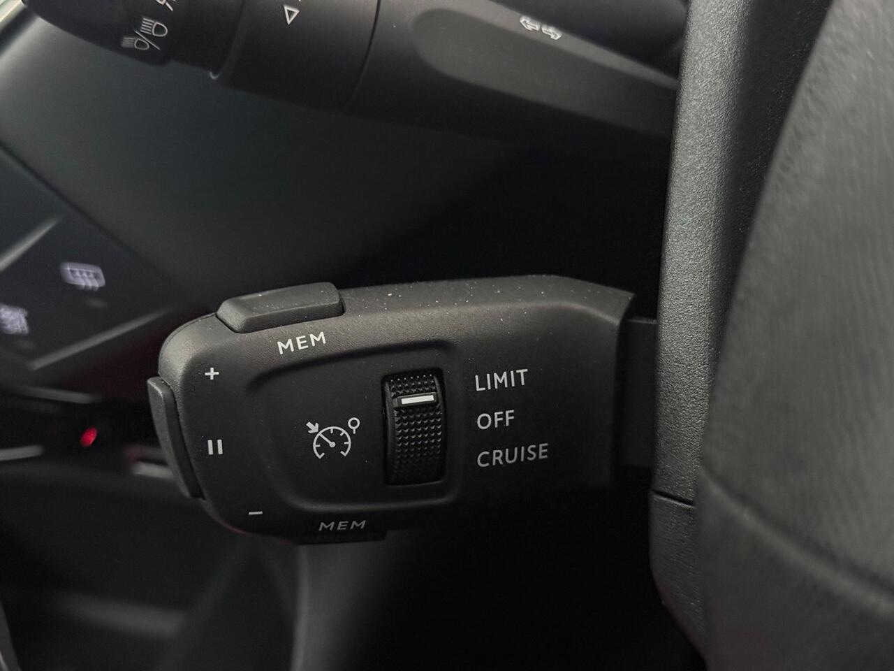 DS AUTOMOBILES DS 3 CROSSBACK thumbnail Misc Controls