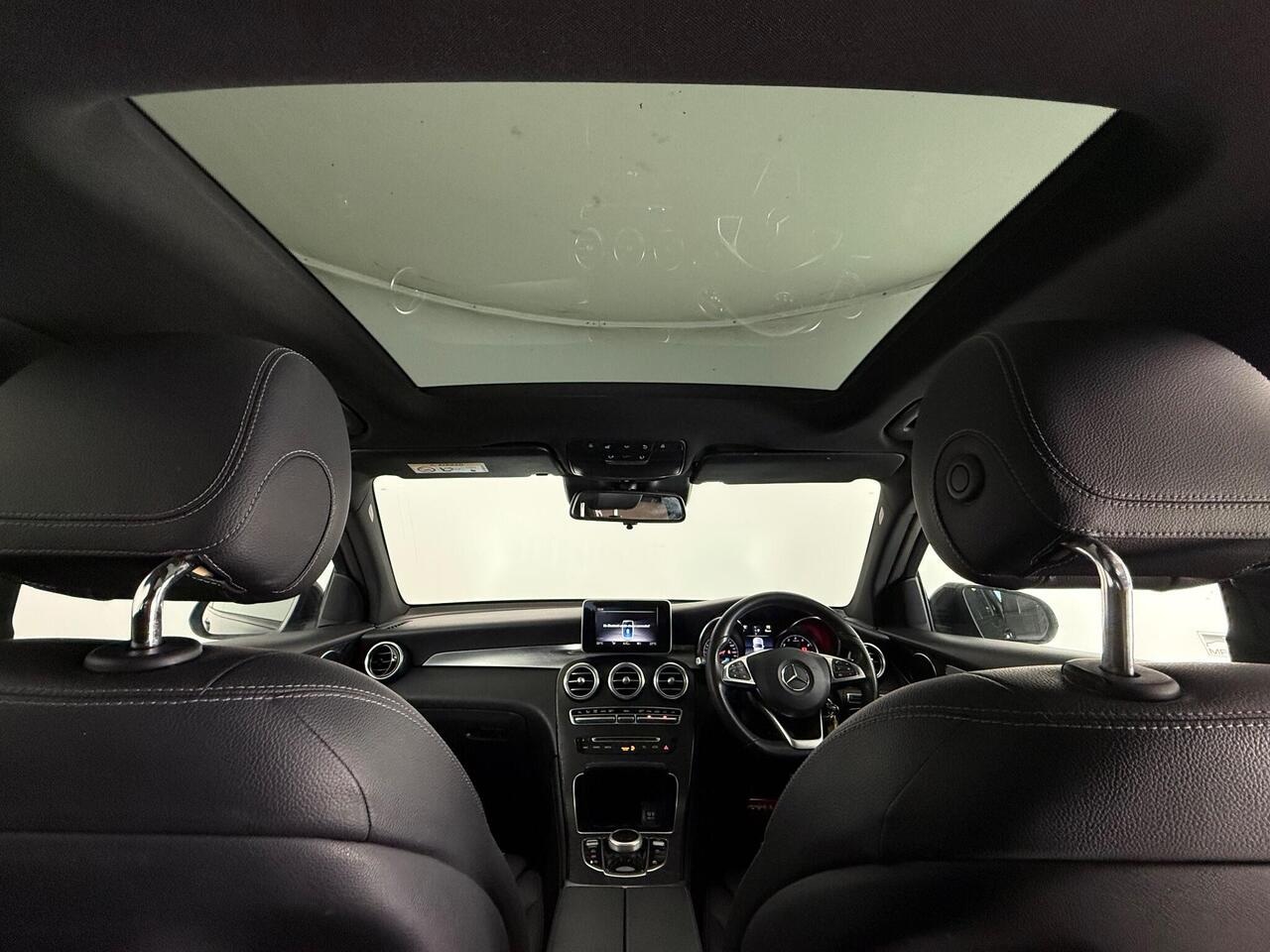 Mercedes-Benz GLC thumbnail Interior Front
