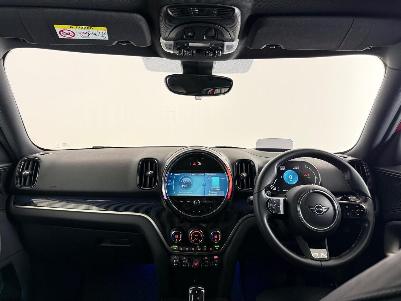 MINI Countryman thumbnail Interior Front