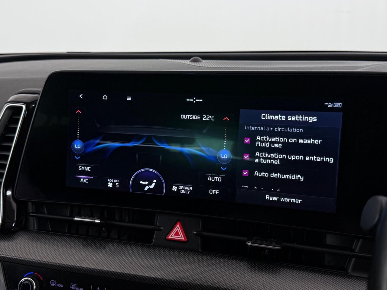 Kia Sportage thumbnail Infotainment System
