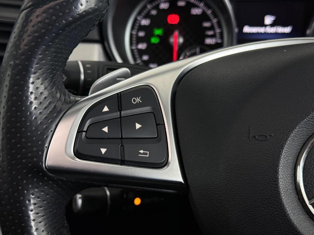 Mercedes-Benz GLE thumbnail Misc Controls