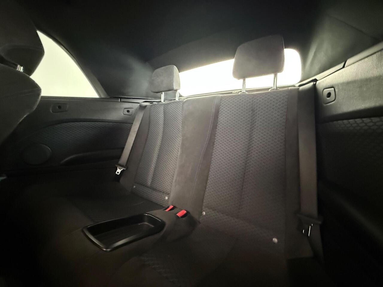 BMW 2 Series thumbnail Seats Rear