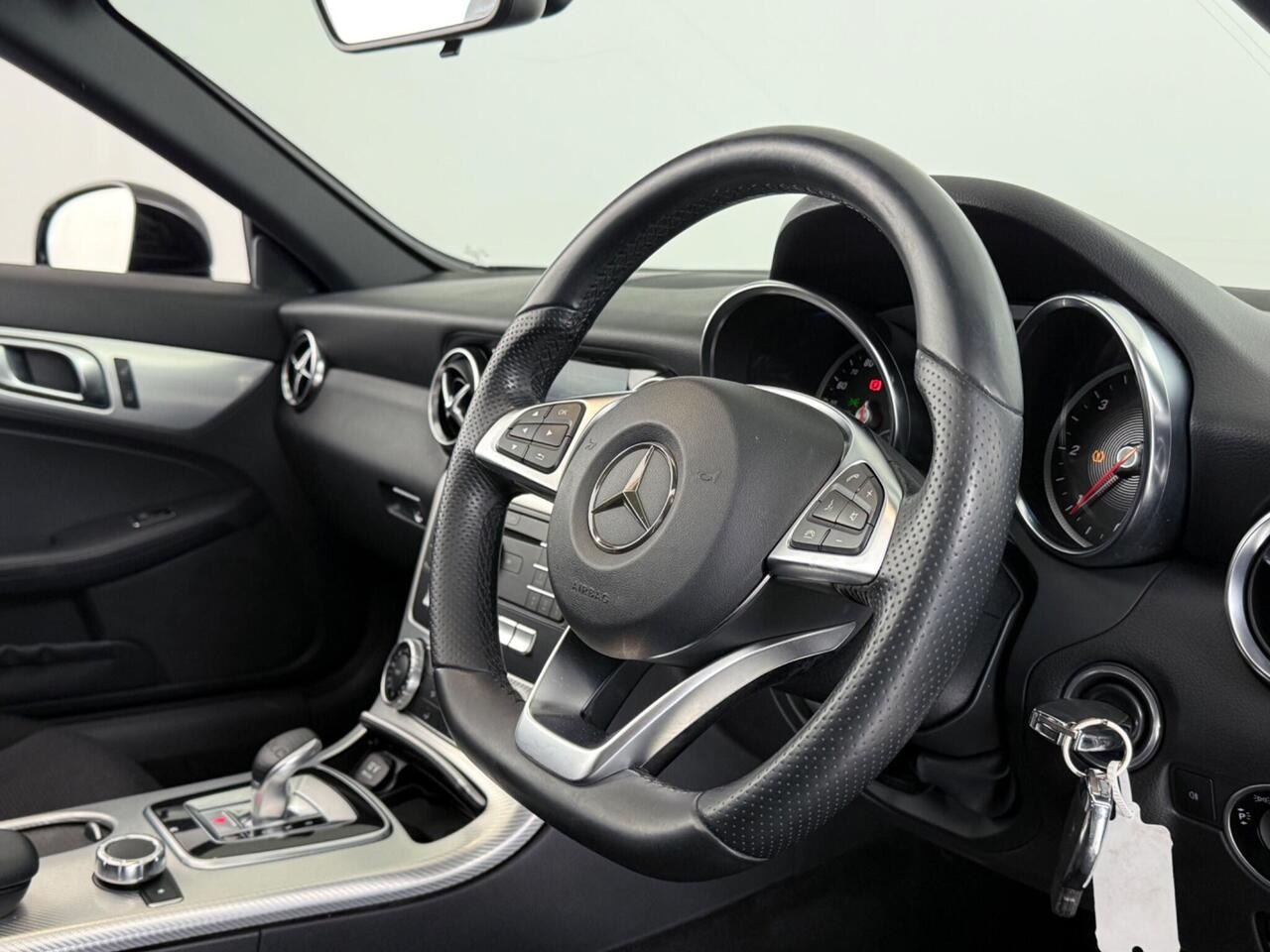 Mercedes-Benz SLC thumbnail Inconclusive