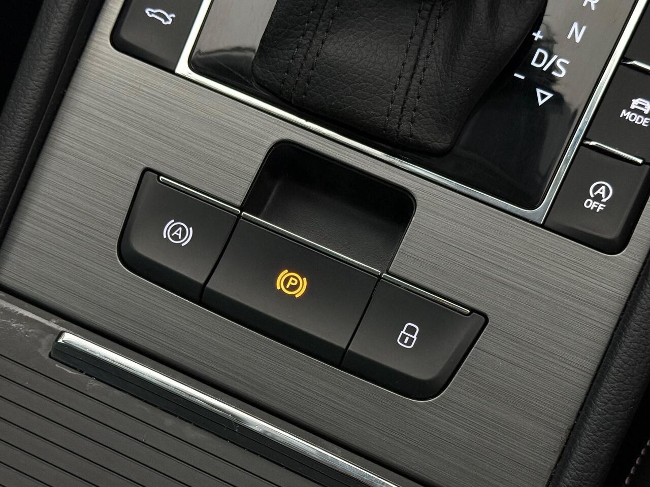 Skoda Superb thumbnail Misc Controls