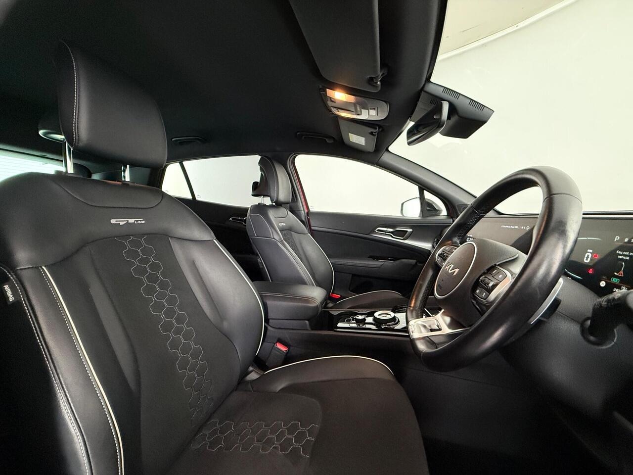 Kia Sportage thumbnail Seat Driver