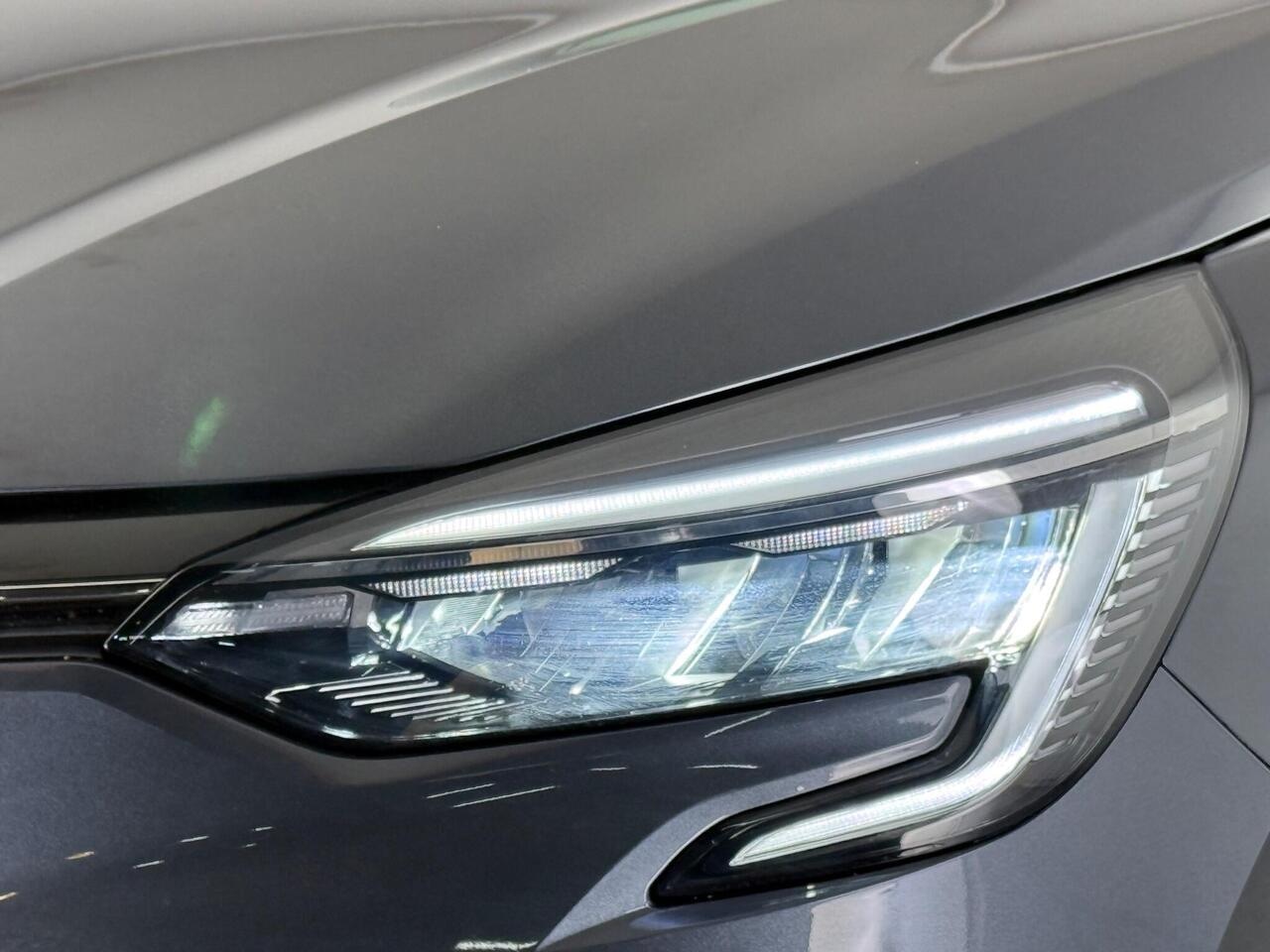 Renault Clio thumbnail Lights Front