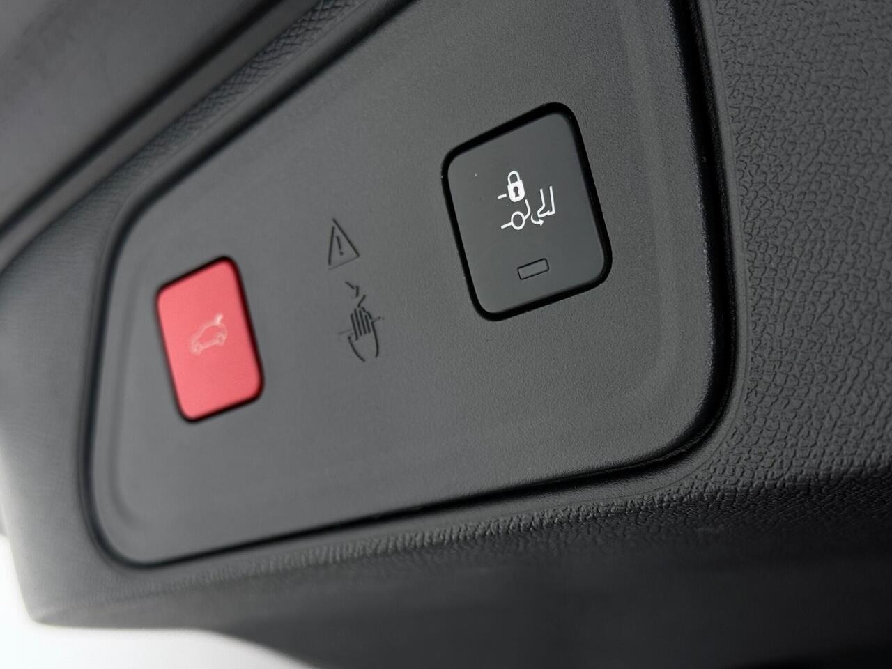 Peugeot 3008 thumbnail Misc Controls