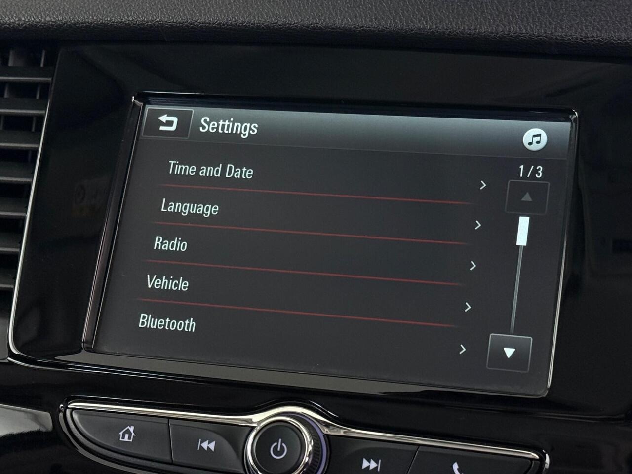 Vauxhall Mokka X thumbnail Infotainment System