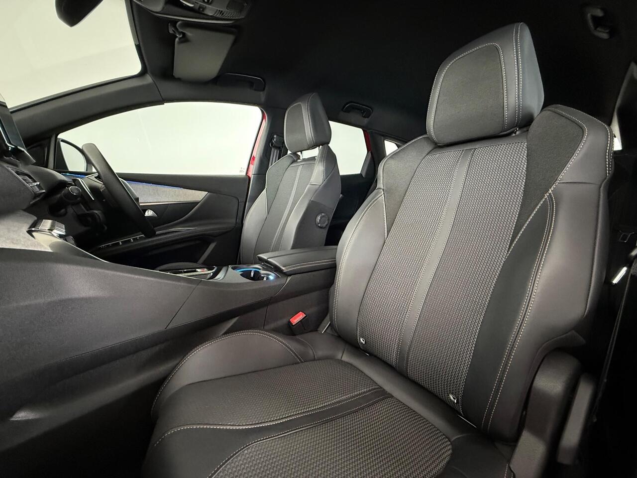 Peugeot 3008 thumbnail Seat Front Passenger