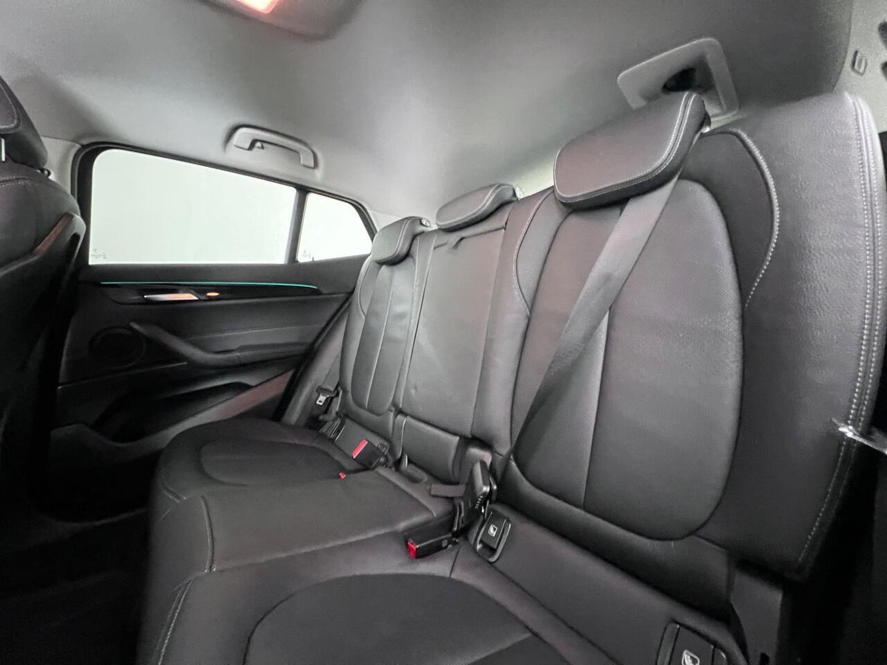 BMW X2 thumbnail Seats Rear