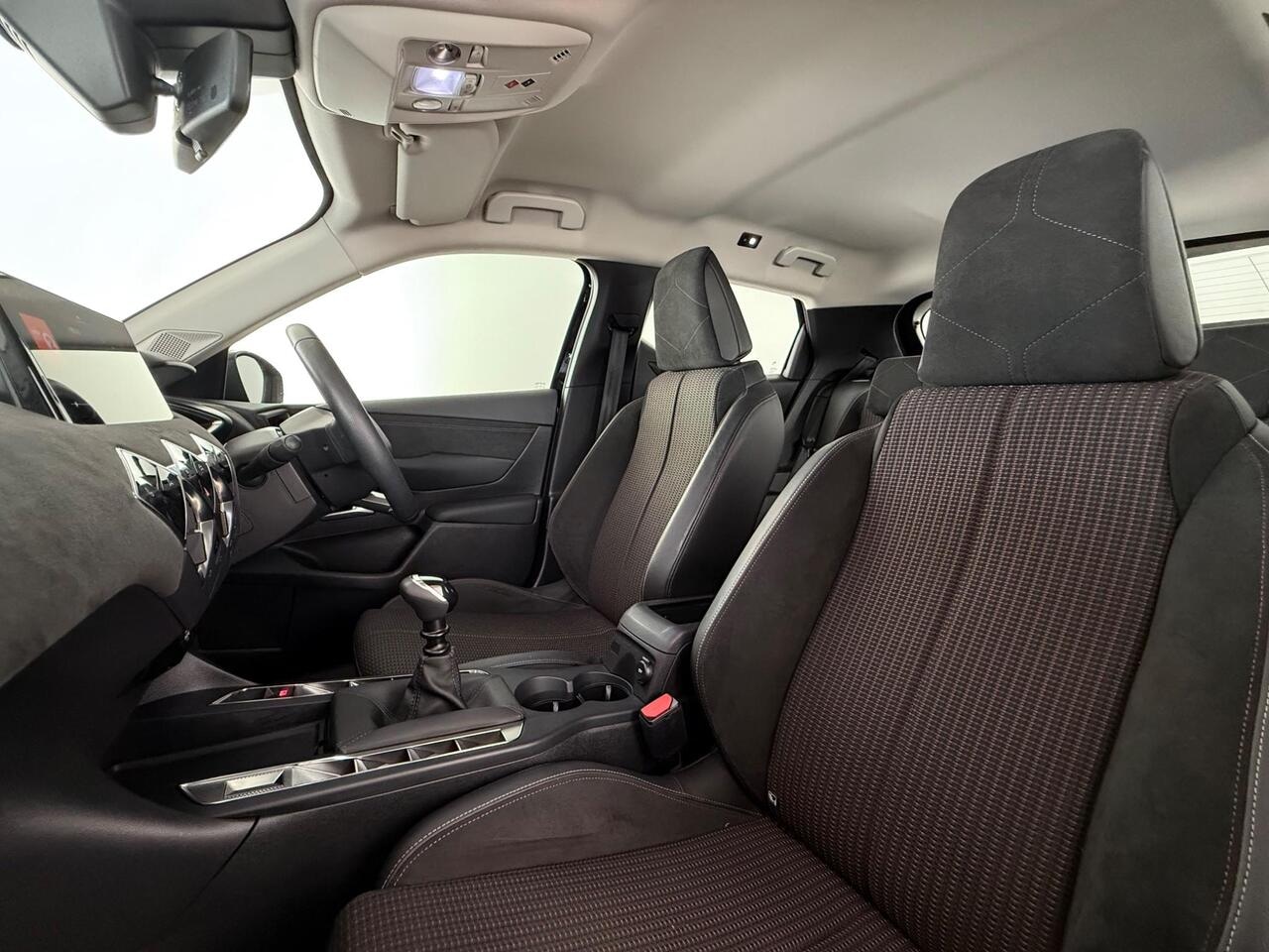 DS AUTOMOBILES DS 3 thumbnail Seat Front Passenger