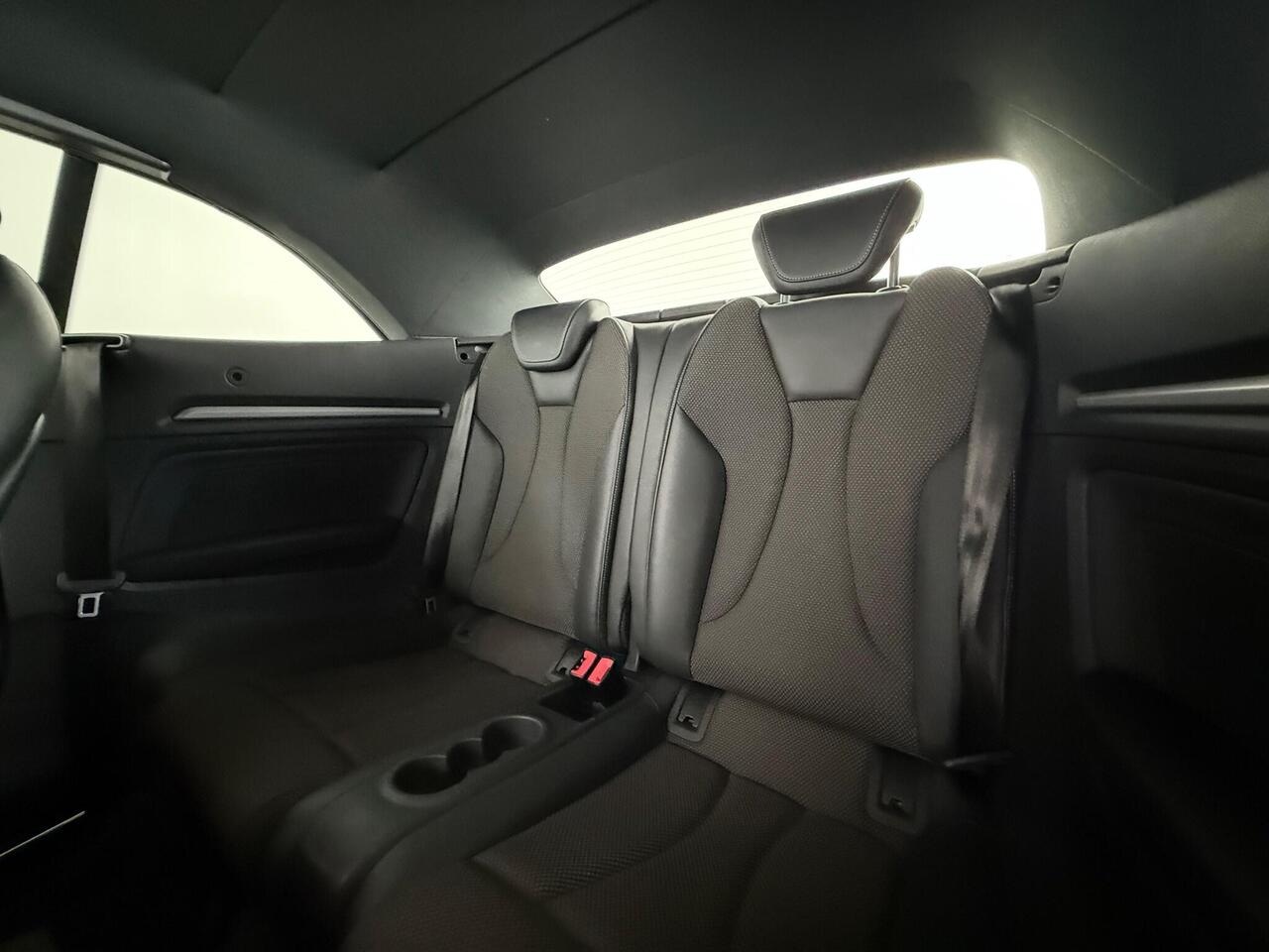 Audi A3 Cabriolet thumbnail Seats Rear