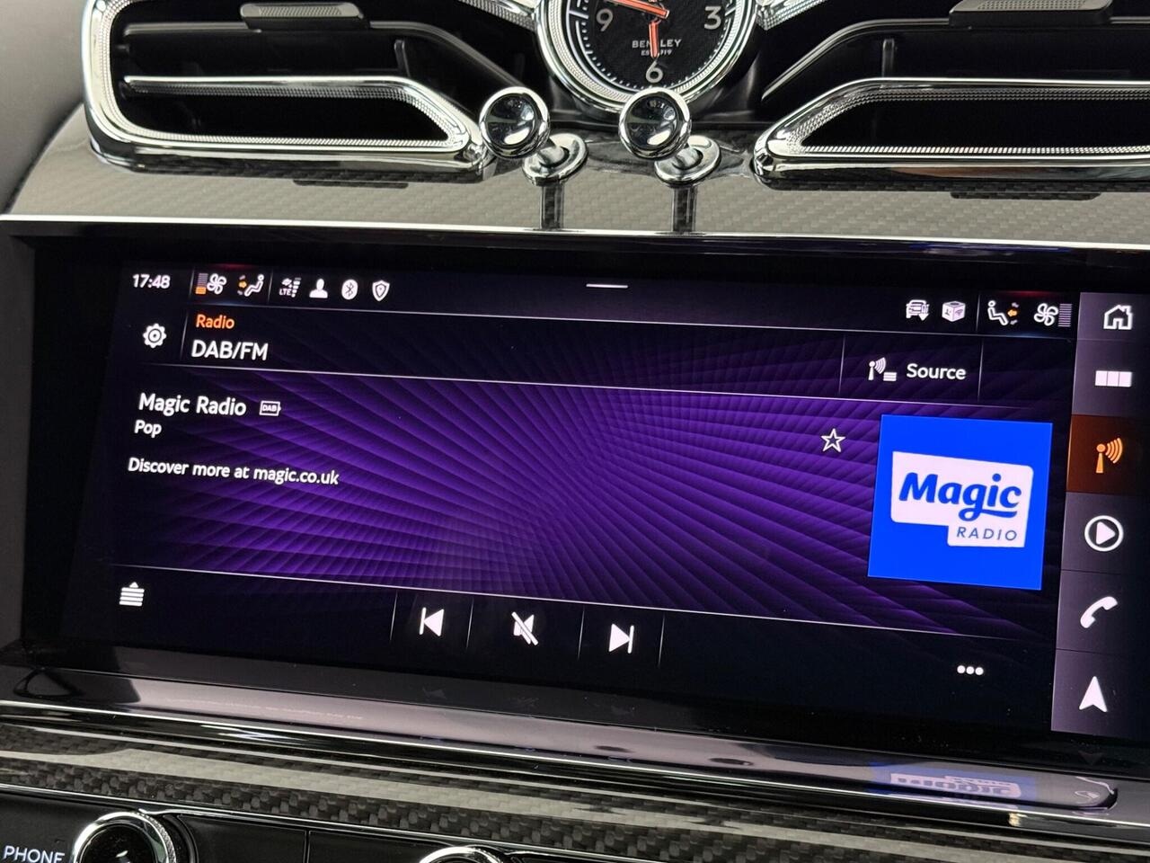 Bentley Bentayga thumbnail Infotainment System