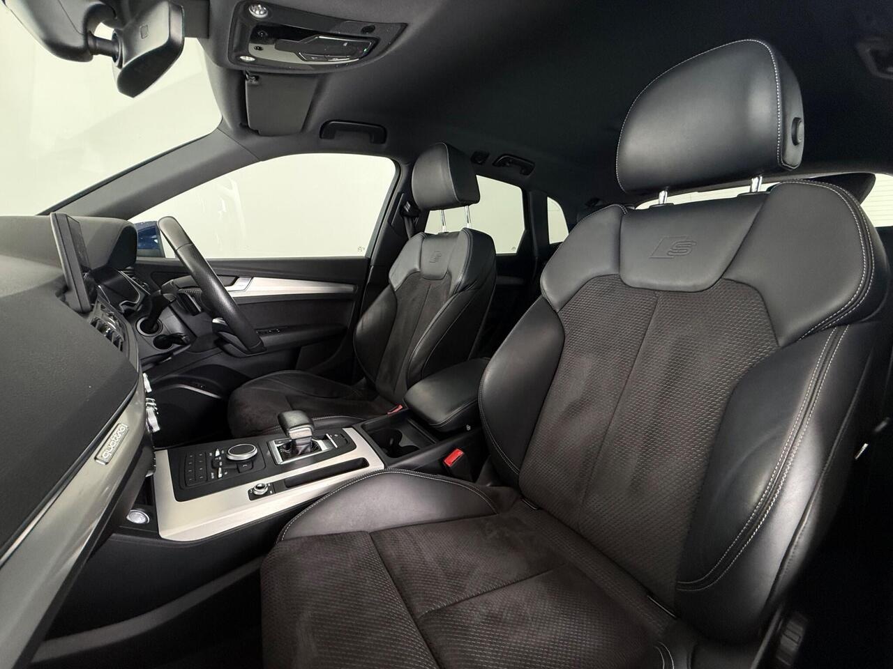 Audi Q5 thumbnail Seat Front Passenger