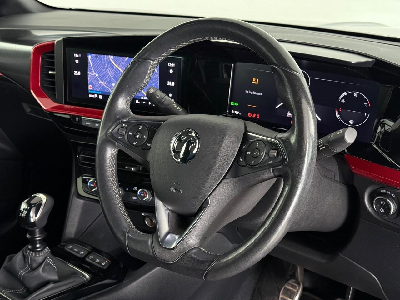 Vauxhall Mokka thumbnail Steering Wheel