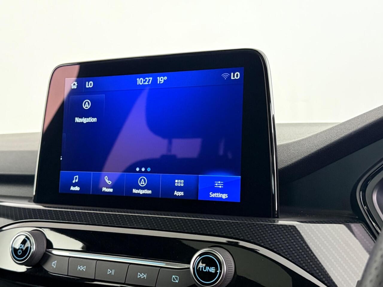Ford Kuga thumbnail Infotainment System