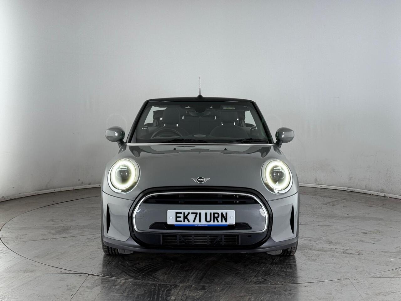 MINI Convertible thumbnail Front