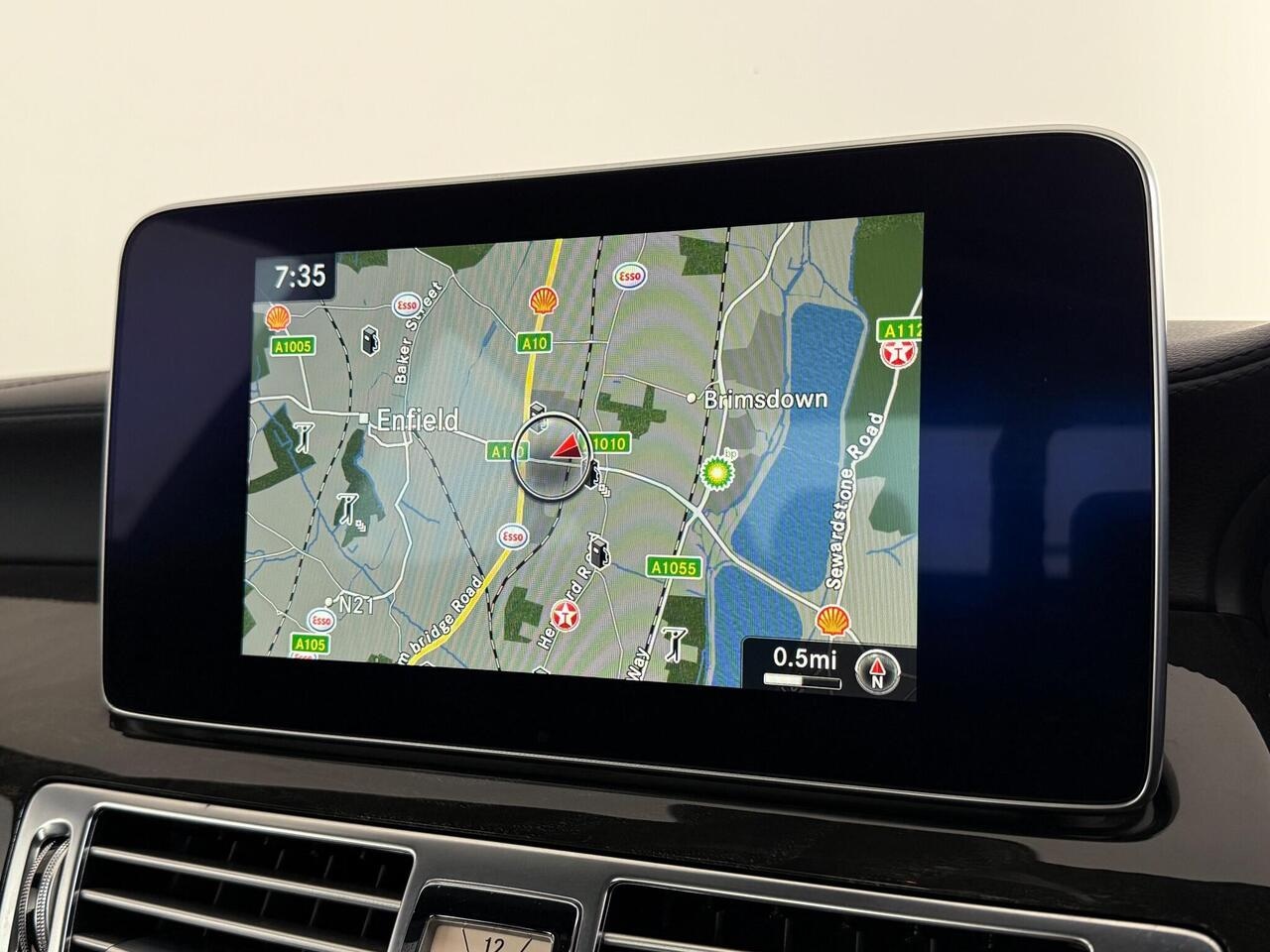 Mercedes-Benz CLS thumbnail Infotainment System