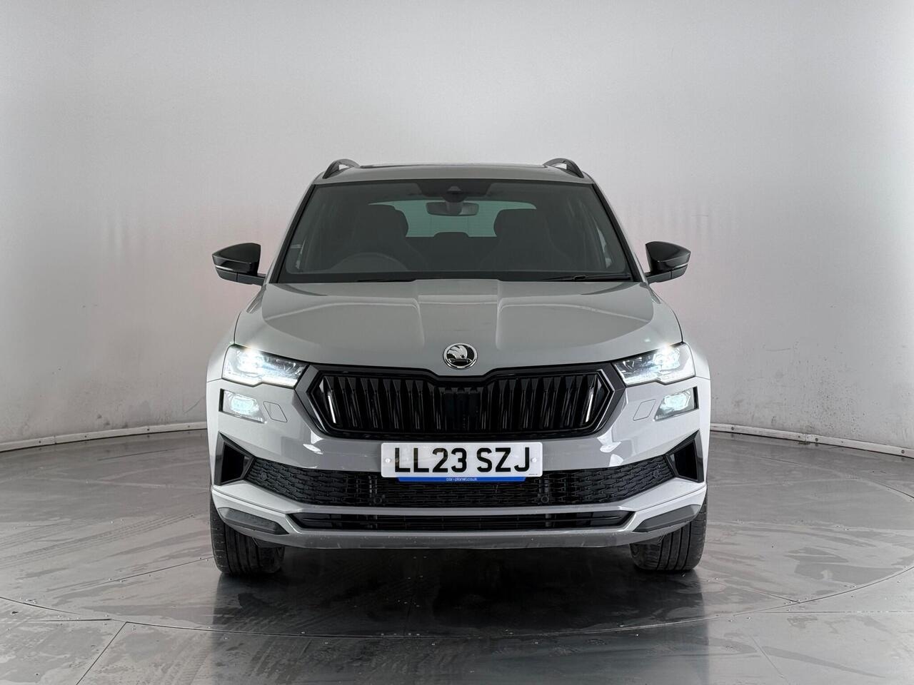 Skoda Karoq thumbnail Front