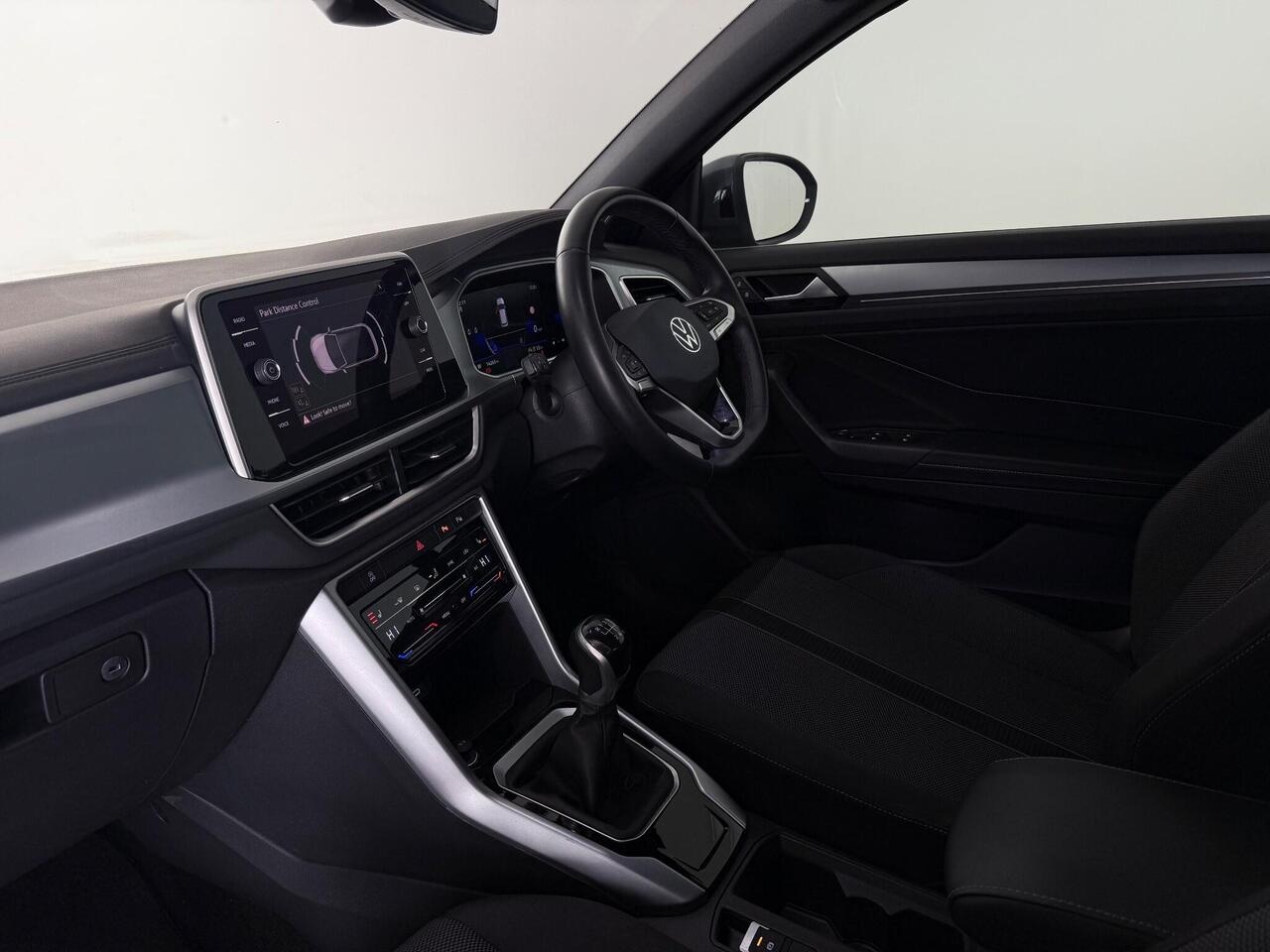 Volkswagen T-Roc thumbnail Interior Front