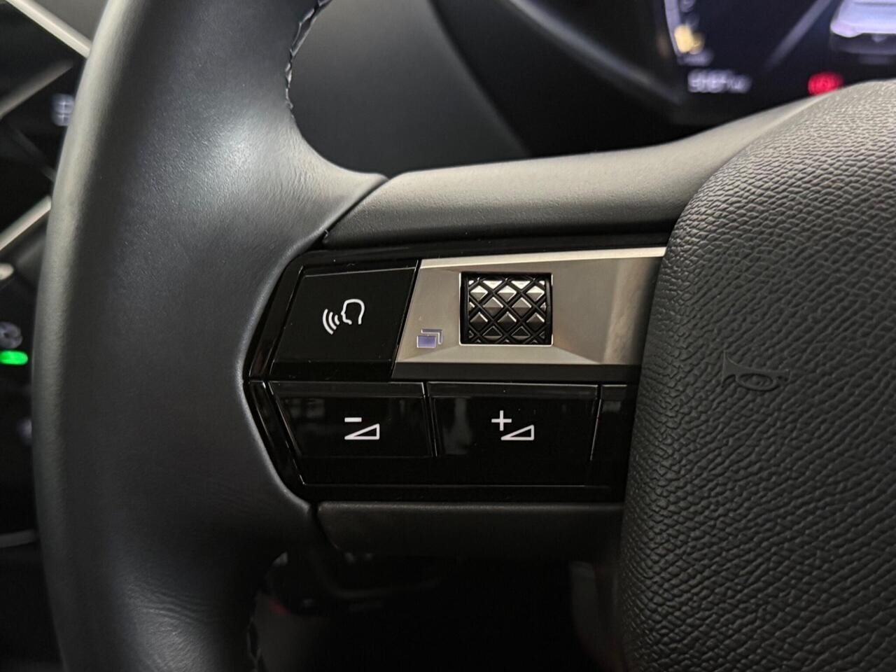 DS AUTOMOBILES DS 3 CROSSBACK thumbnail Misc Controls