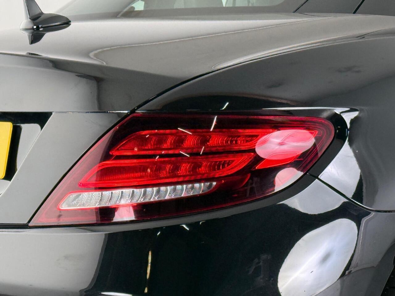 Mercedes-Benz SLC thumbnail Lights Rear