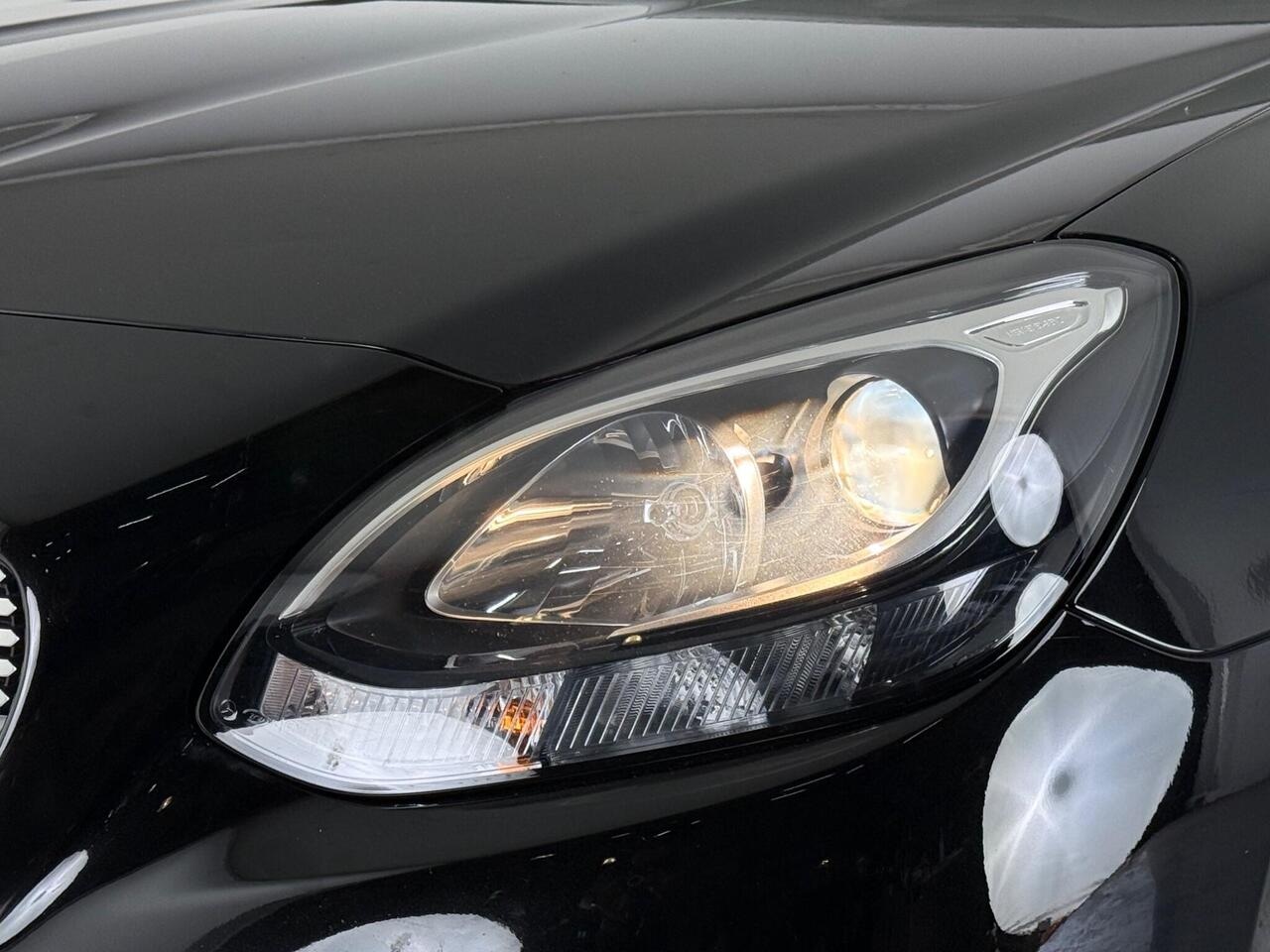 Mercedes-Benz SLC thumbnail Lights Front