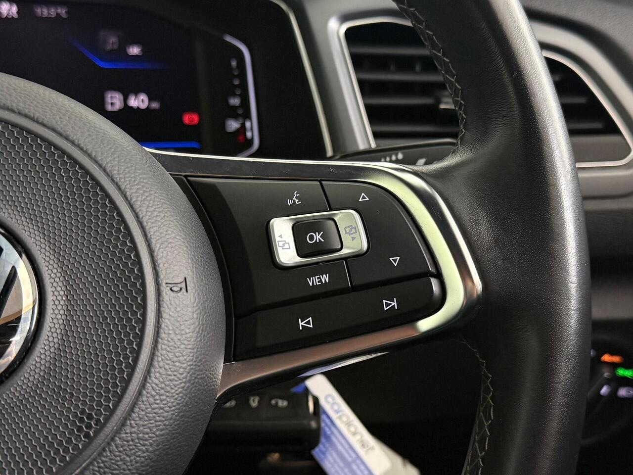 Volkswagen T-Roc thumbnail Misc Controls