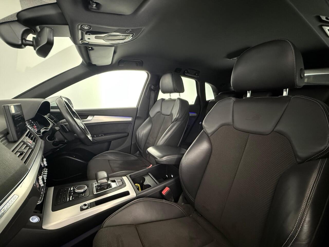 Audi Q5 thumbnail Seat Front Passenger