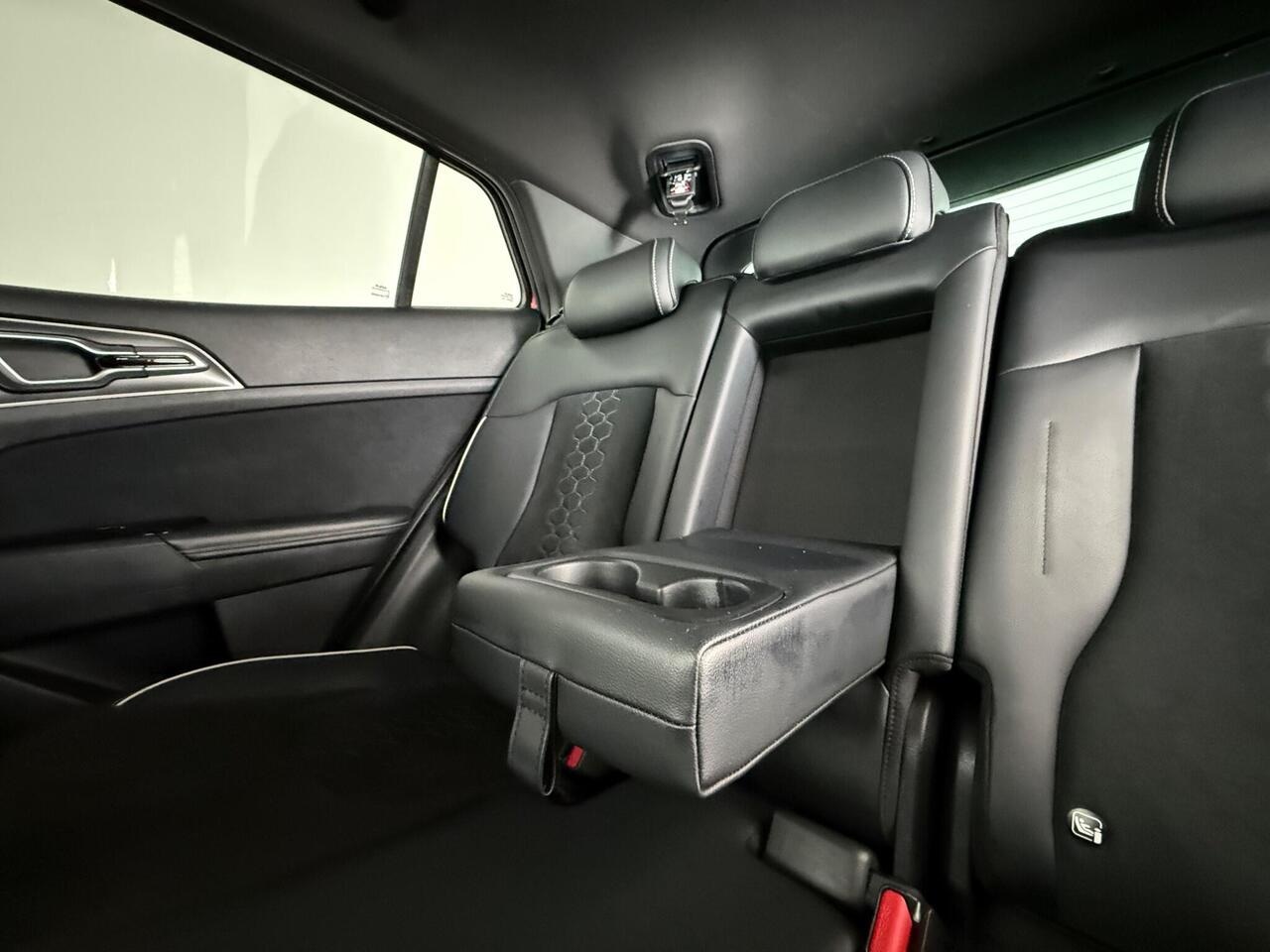 Kia Sportage thumbnail Seats Rear