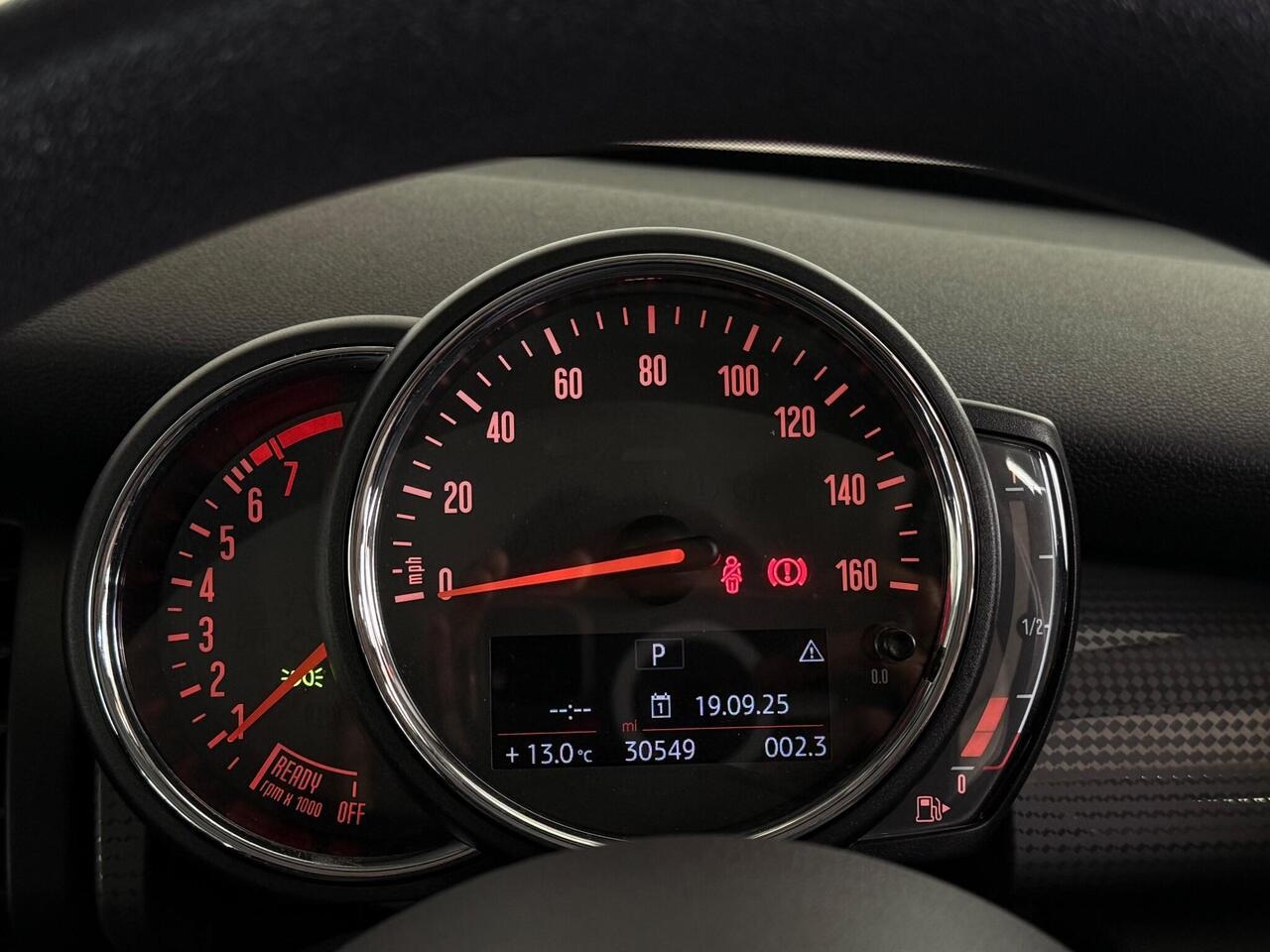 MINI Hatch thumbnail Driver Instruments