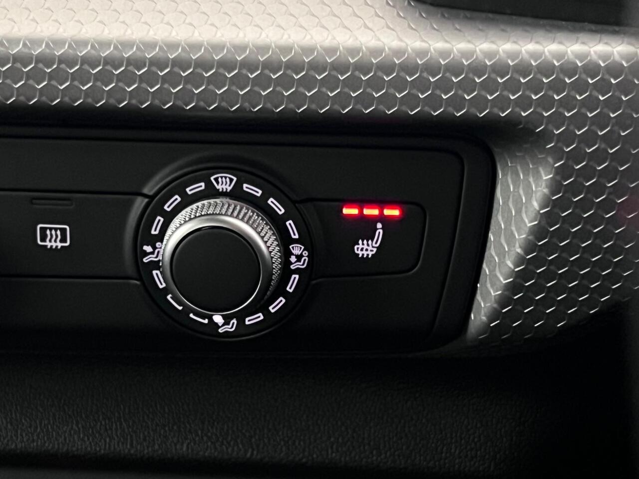 Audi A1 thumbnail Misc Controls