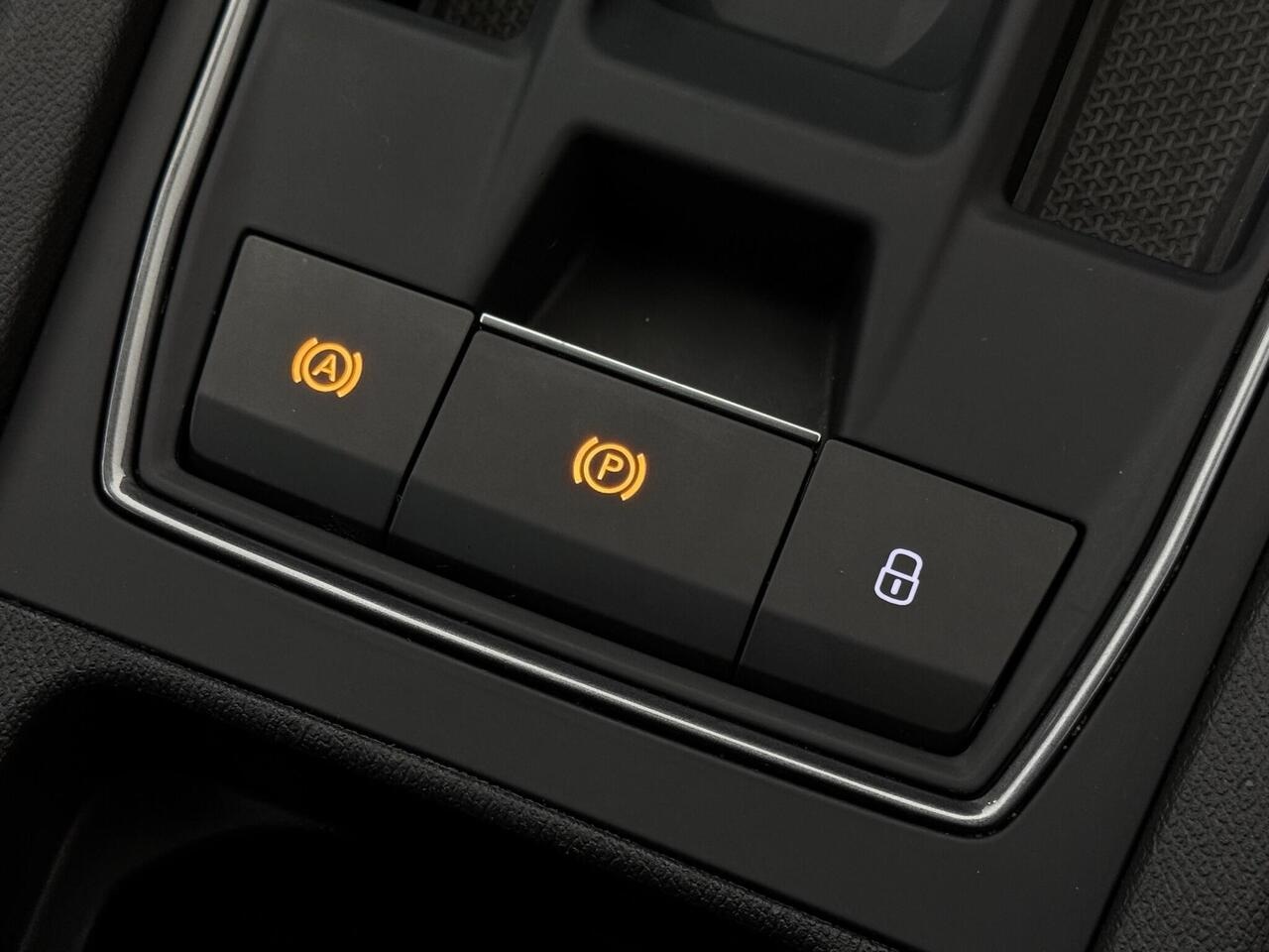 CUPRA Formentor thumbnail Misc Controls