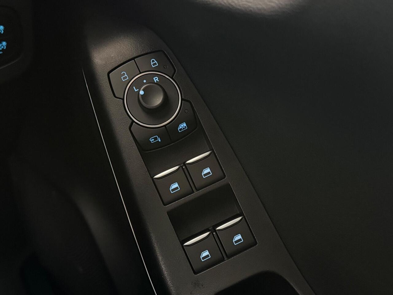 Ford Puma thumbnail Misc Controls