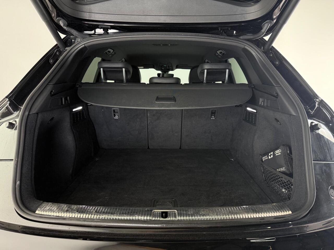 Audi Q5 thumbnail Boot