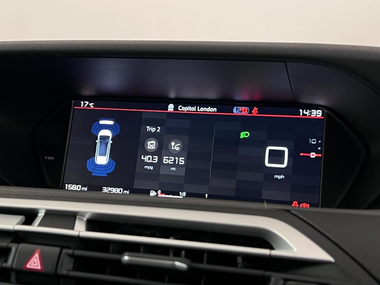Citroen Grand C4 SpaceTourer thumbnail Infotainment System