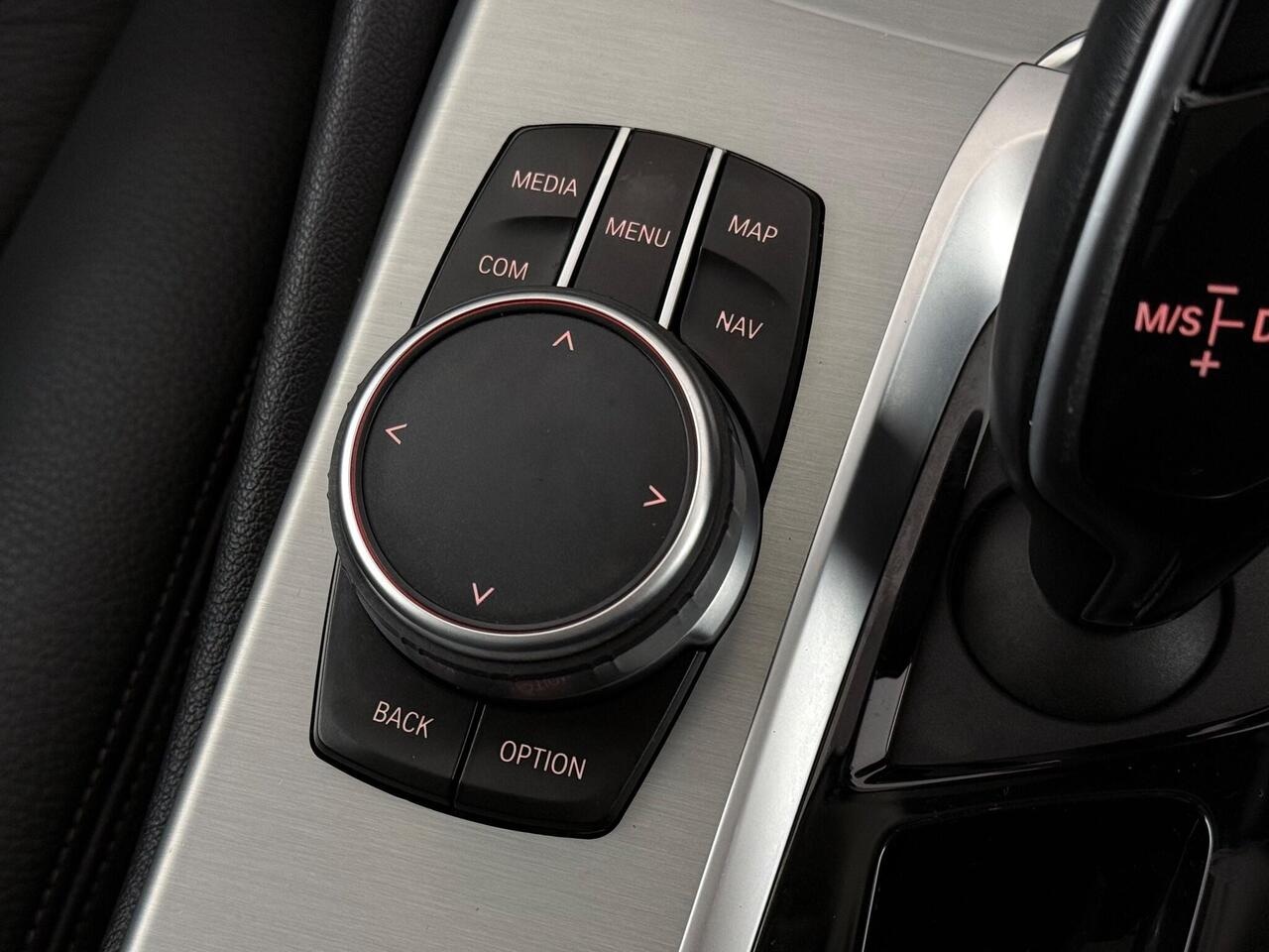 BMW 5 Series thumbnail Misc Controls