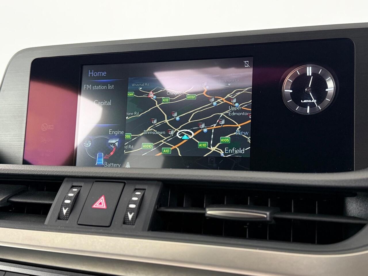 Lexus ES thumbnail Infotainment System