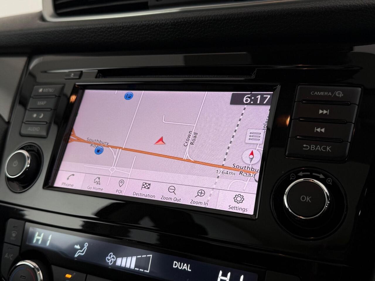 Nissan Qashqai thumbnail Infotainment System