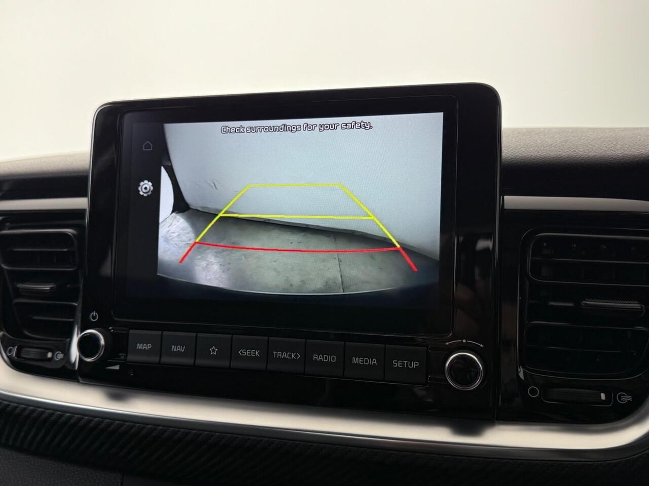 Kia Stonic thumbnail Infotainment System