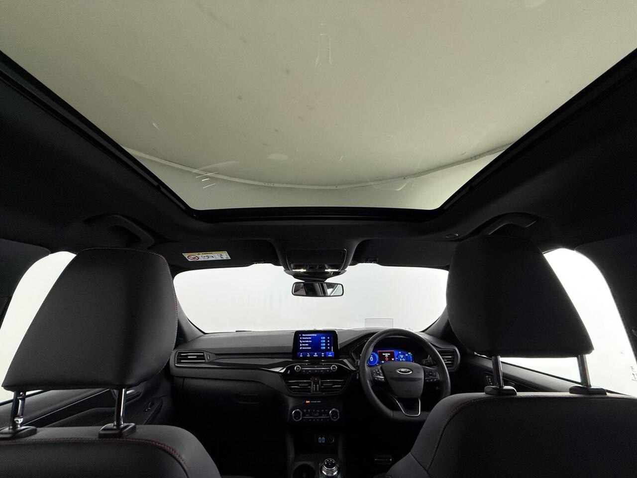 Ford Kuga thumbnail Interior Front