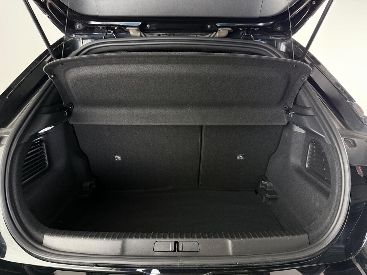 Vauxhall Mokka thumbnail Boot